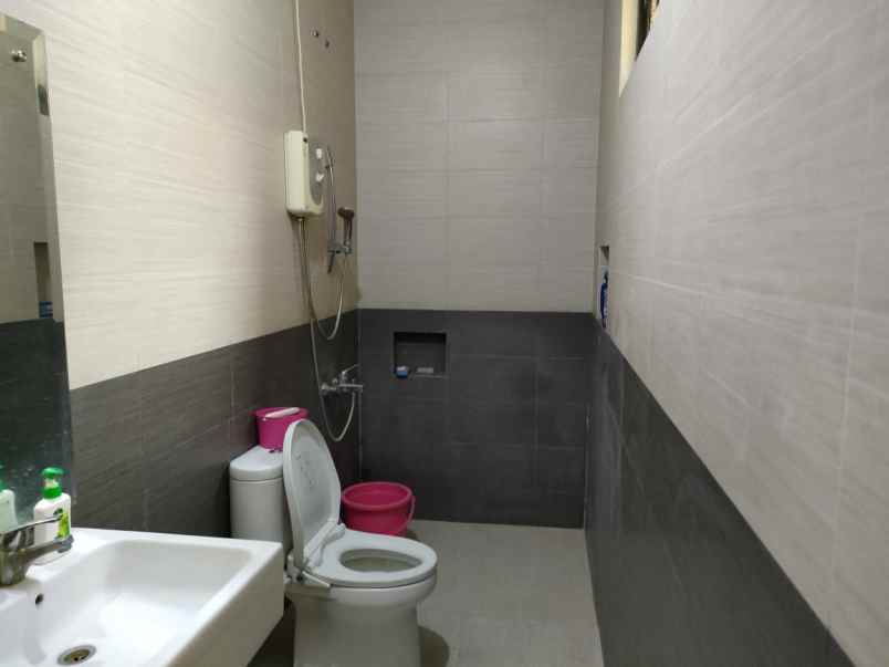 rumah citra grand cibubur cluster green valley