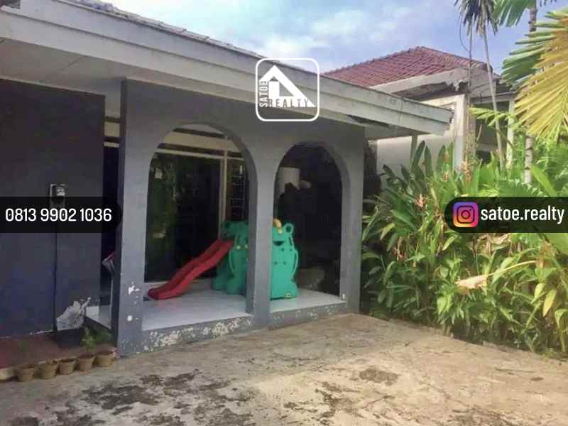 rumah dekat rumah sakit emc jl pulomas kayu putih