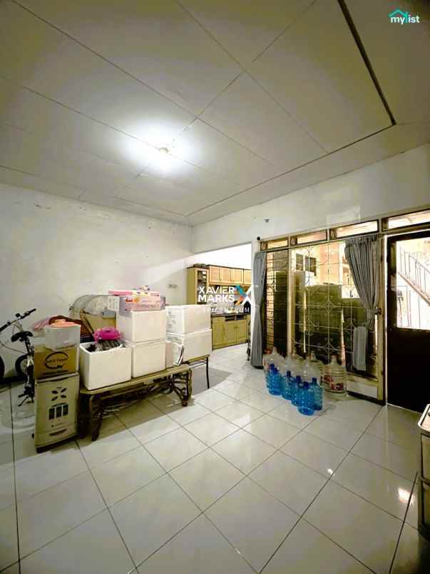 rumah di baratajaya dekat gubeng ngagel panjang jiwo