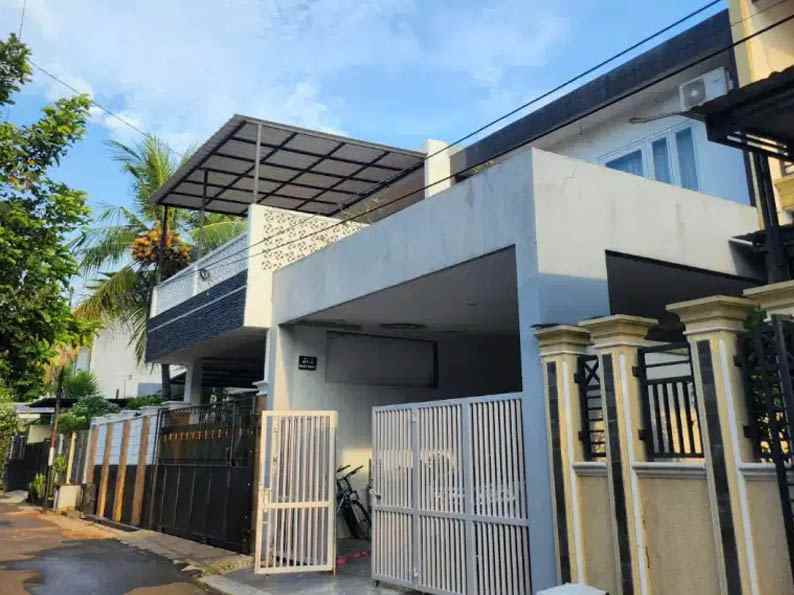 rumah di komplek marinir duren sawit jakarta timur