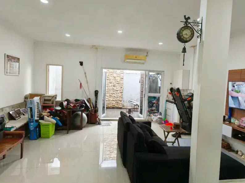 rumah di komplek marinir duren sawit jakarta timur