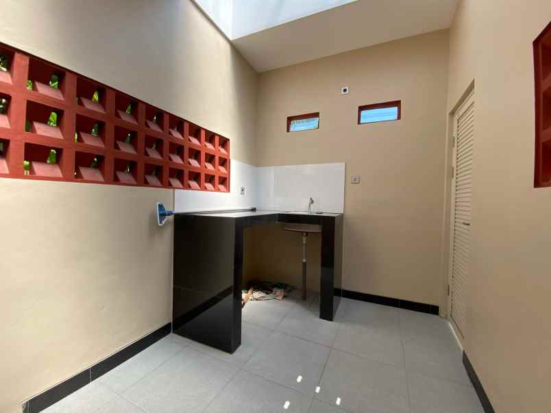 rumah di kontrakan masih baru di banyumanik