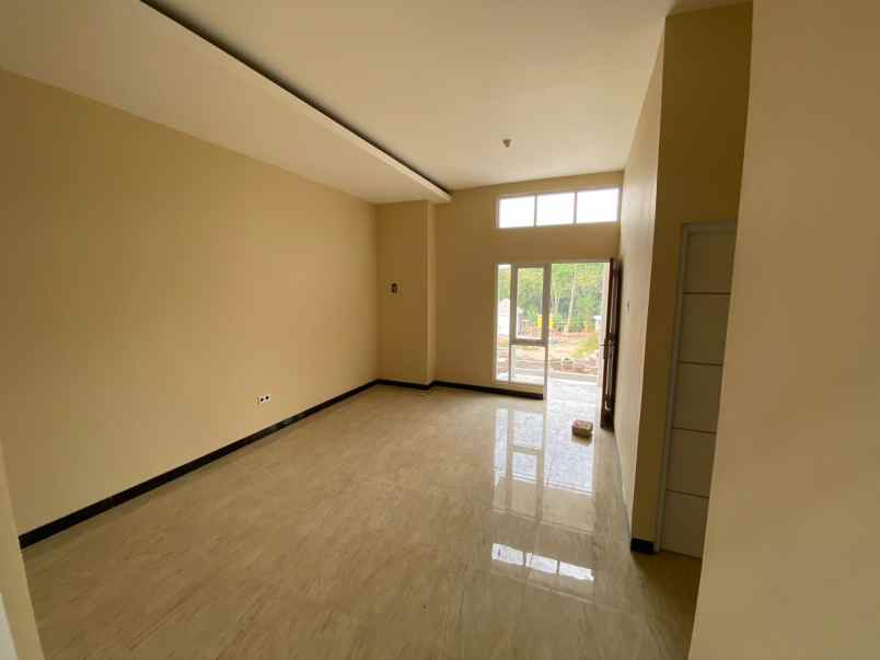 rumah di kontrakan masih baru di banyumanik