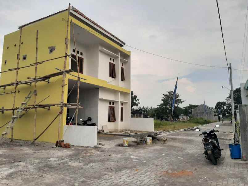 rumah gadingan mojolaban