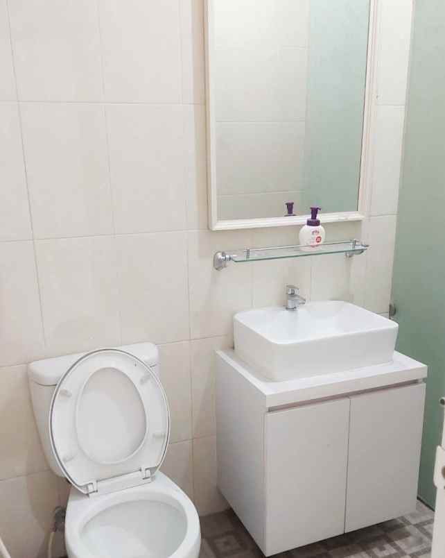 rumah graha sukolilo regency siap huni