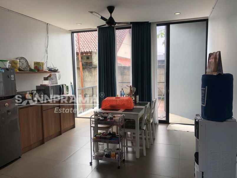 rumah industrial lebak bulus dijual cepat ijh bks