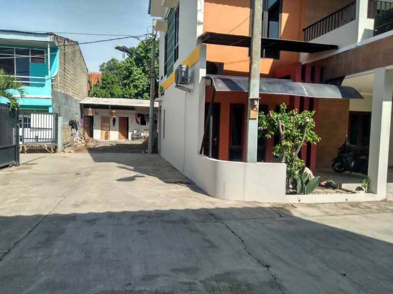 rumah jakasampurna bekasi barat