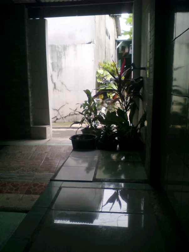 rumah jalan raya bogor km 40