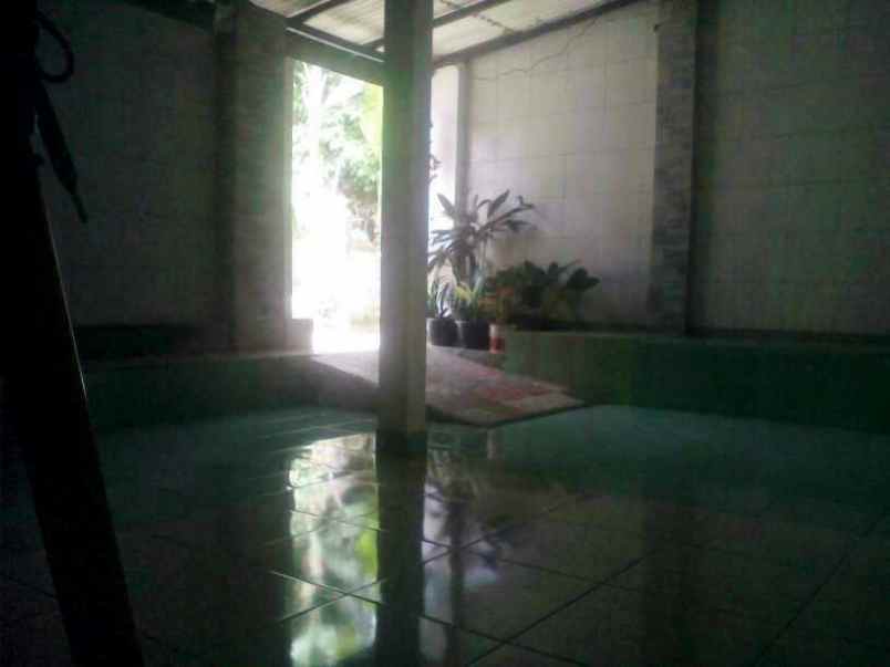 rumah jalan raya bogor km 40