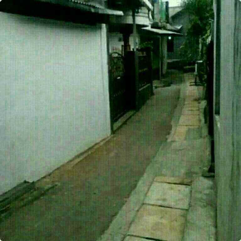 rumah jalan raya bogor km 40