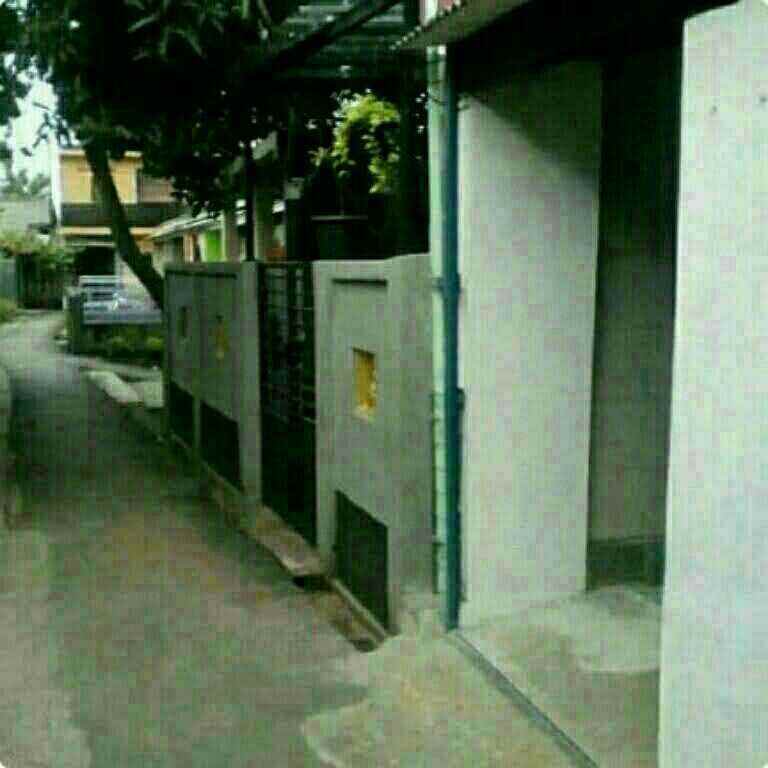 rumah jalan raya bogor km 40