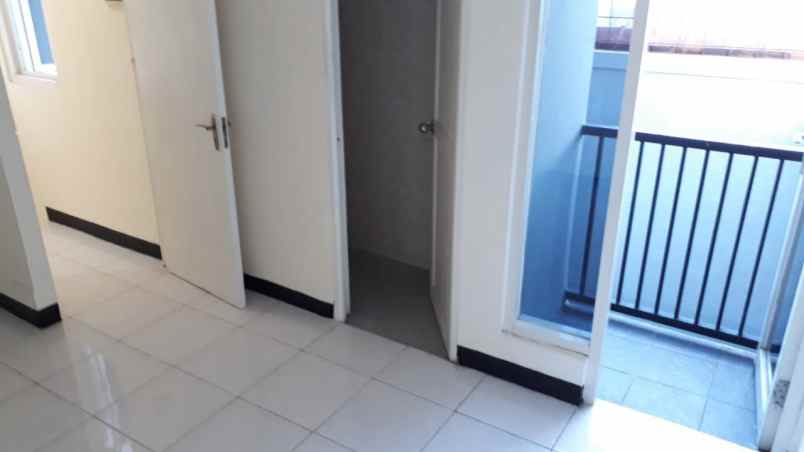 rumah jl durian pondok candra strategis