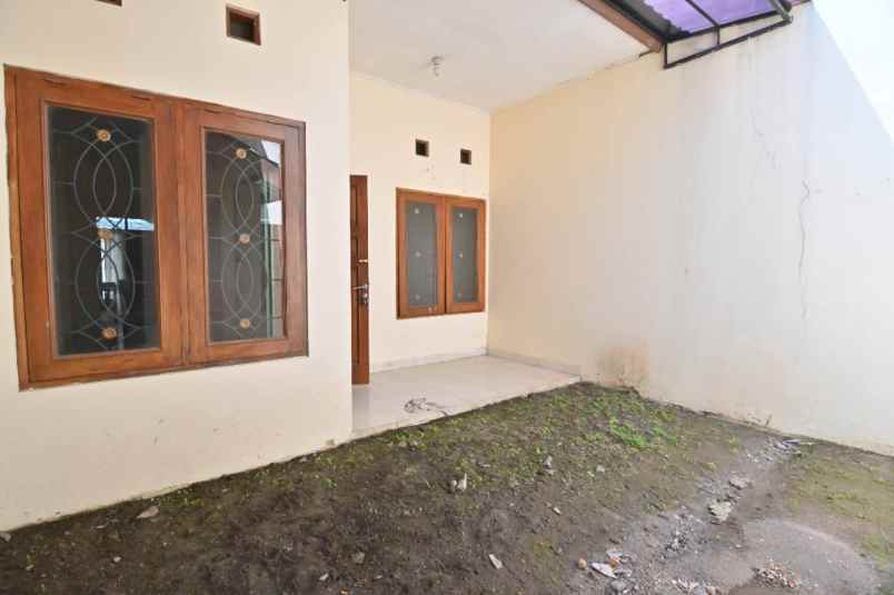 rumah jl manunggal bener