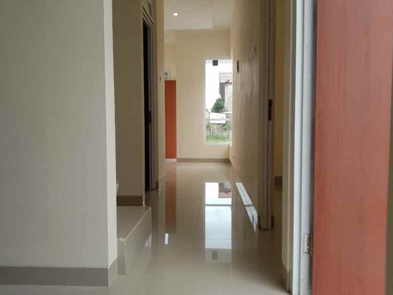 rumah jl pangrango sukahati