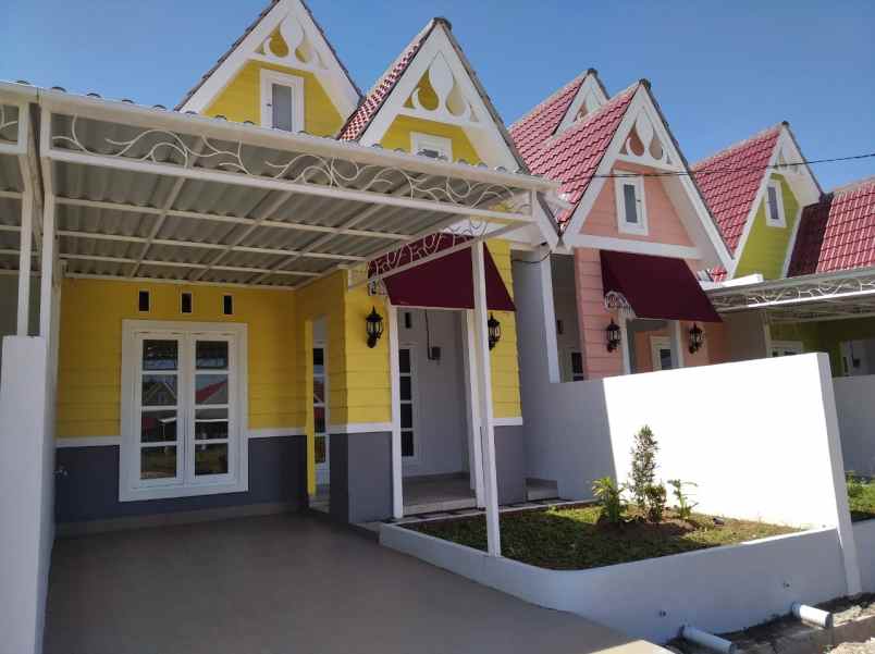 rumah jl perum griya pesona