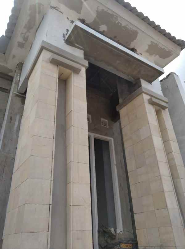 rumah jl perum griya pesona