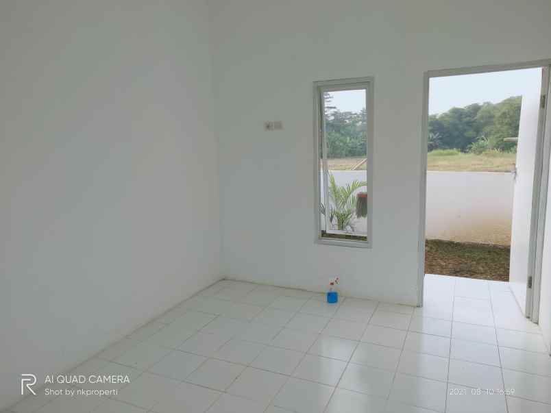 rumah jln raya alternatif