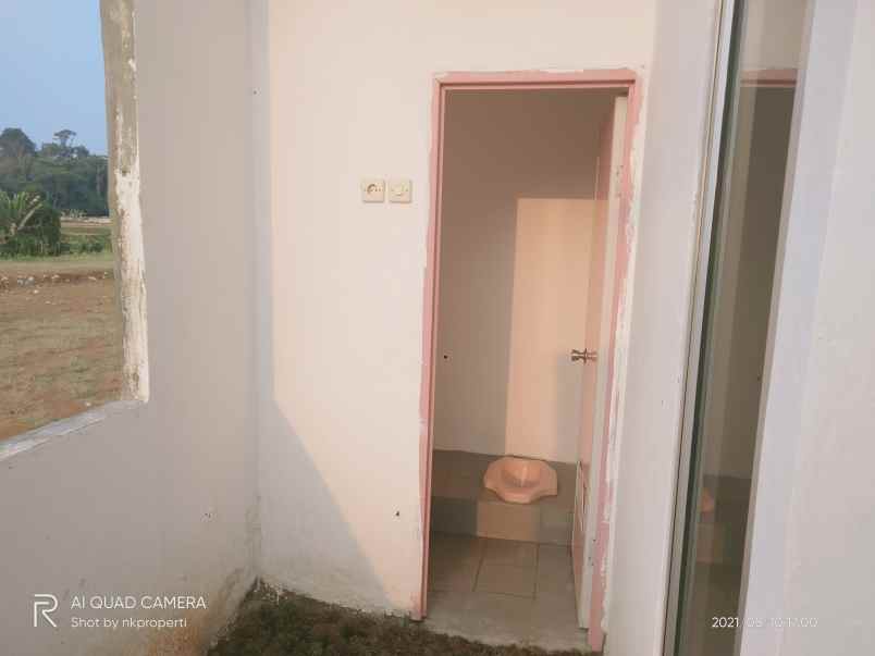 rumah jln raya alternatif