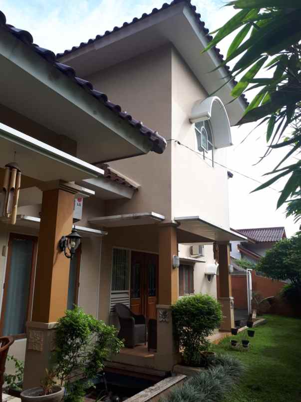 rumah jln raya kesehatan sektor