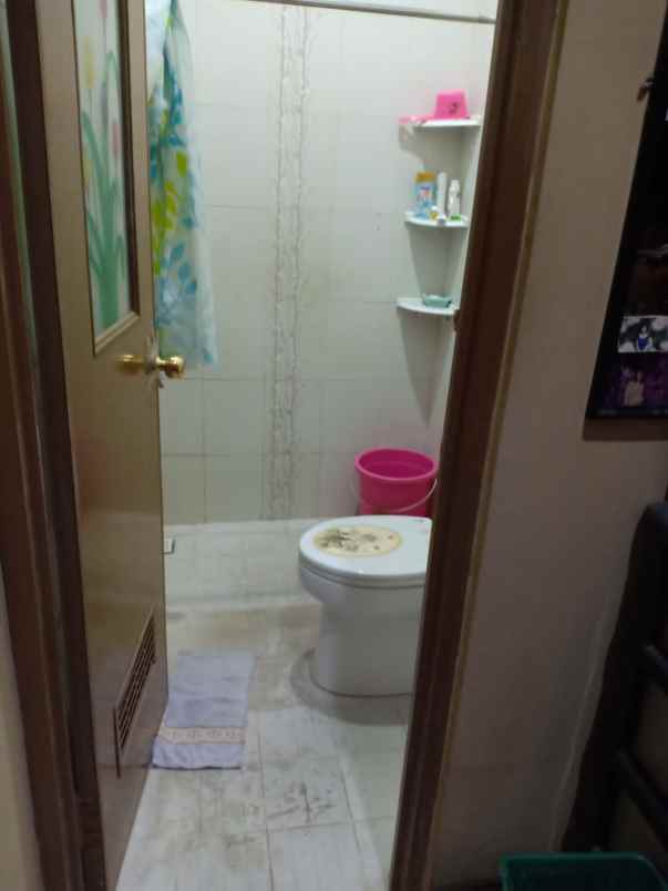 rumah karangrejo banyumanik semarang