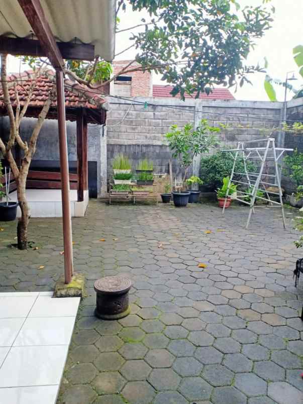rumah karangrejo banyumanik semarang