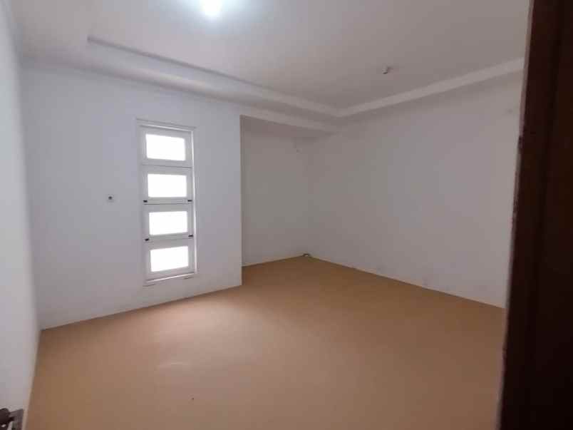 rumah kelapa puan kelapa gading