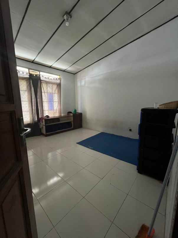 rumah komplek cihanjuang hook 5 menit pemkot cimahi