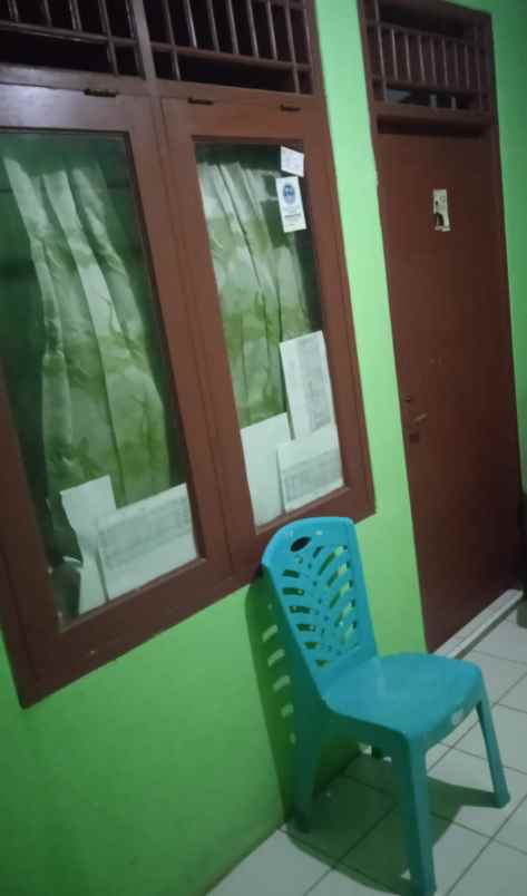 rumah kontrakan 3 pintu di tanah baru depok