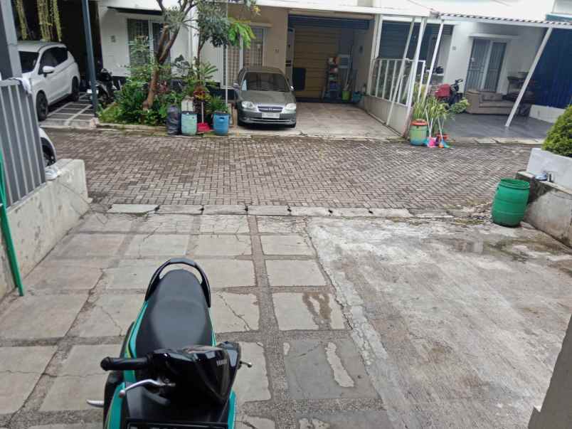 rumah kota bandung andir dekat cicendo tamansari itb