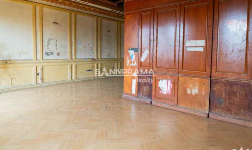 rumah mewah di megapolitan cinere sartin