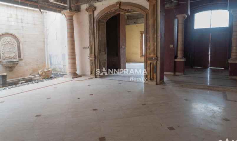 rumah mewah di megapolitan cinere sartin