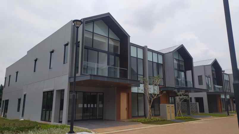 rumah mewah kekinian di sanctuary sentul city bogor