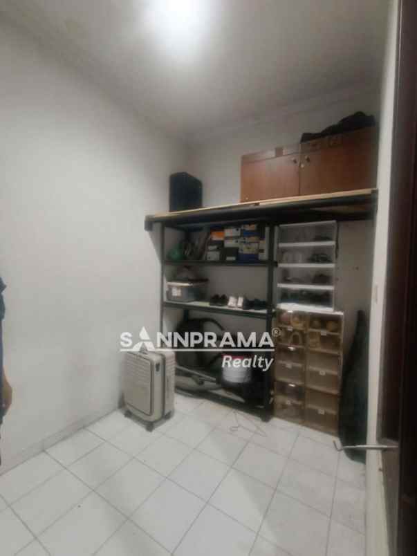 rumah mewah mekarjaya depok tanah 300m dekat margonda