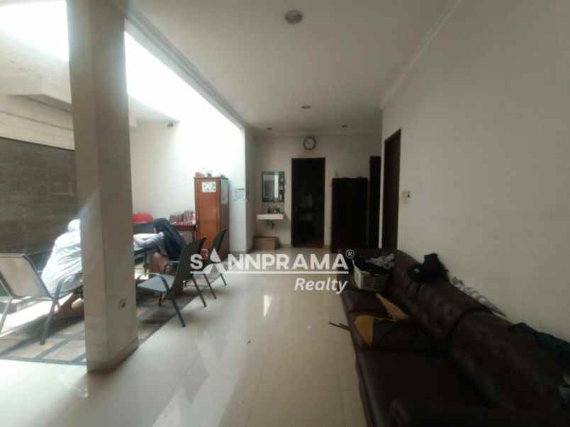 rumah mewah mekarjaya depok tanah 300m dekat margonda