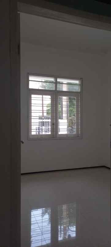 rumah mewah siap huni lokasi sulfat malang