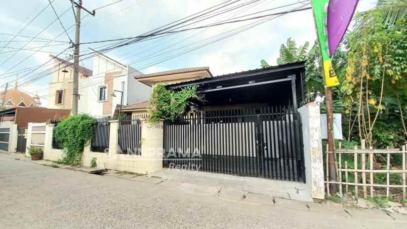 rumah mewah tanah luas di sukmajaya depok