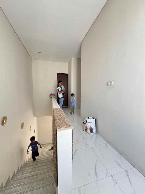 rumah minimalis grand sharon cipamokolan bandung