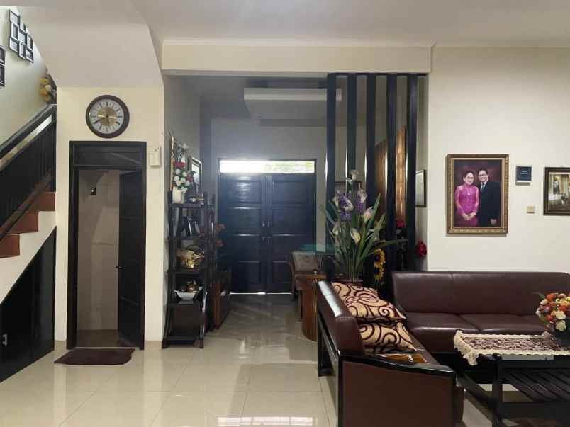 rumah minimalis polban ciwaruga dekat sarijadi bandung