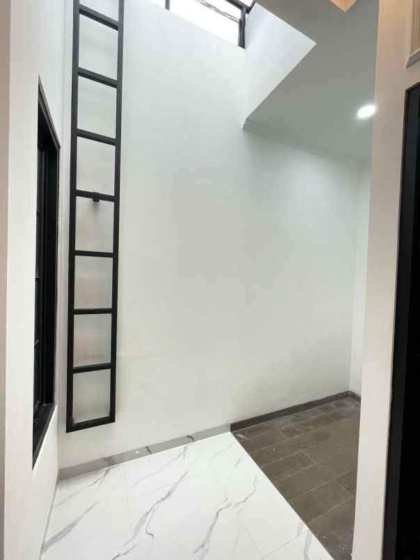 rumah murah 2 lantai bintaro tangerang selatan