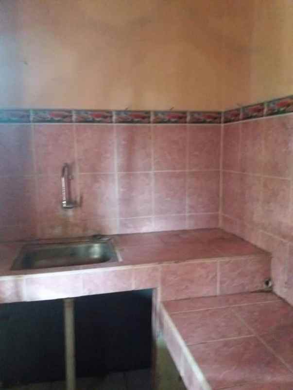 rumah murah dalam komplek dekat tol greenlake cipondoh