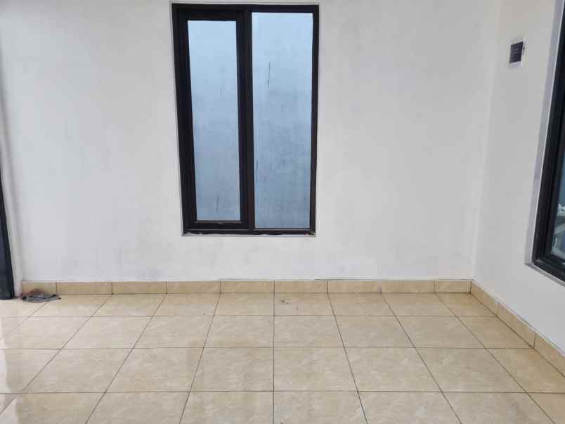 rumah murah dekat mercubuana jalan wates