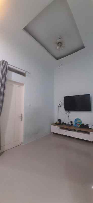 rumah murah hook furnished di sawangan depok