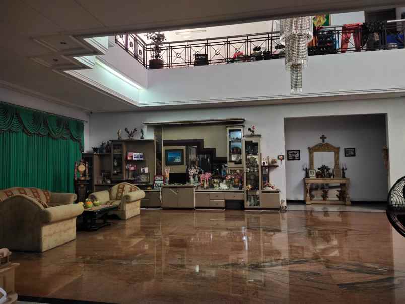 rumah murrah tengah kota