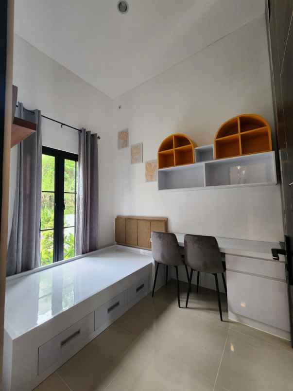rumah nuansa villa lokasi di karangploso