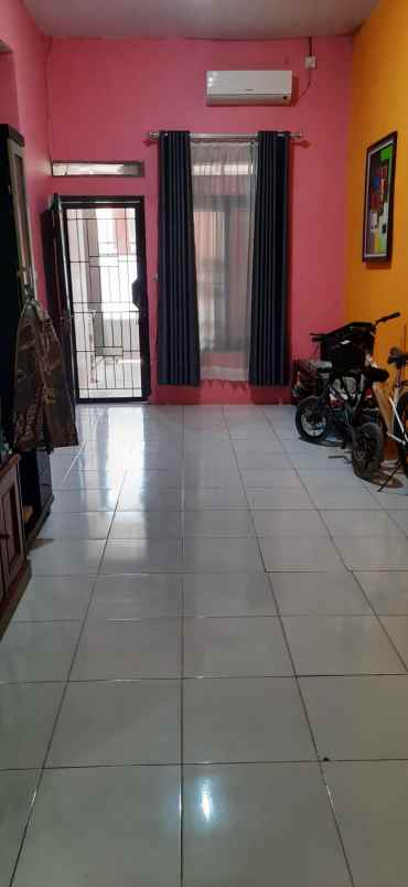 rumah perum strategis siap huni