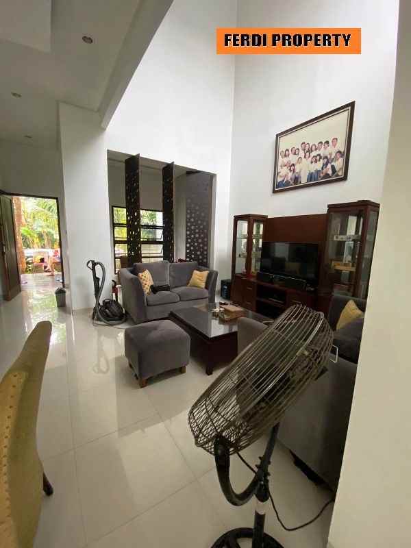 rumah perumahan pesona khayangan