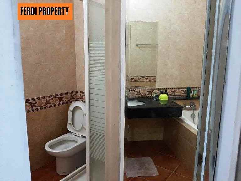 rumah perumahan raffless hills