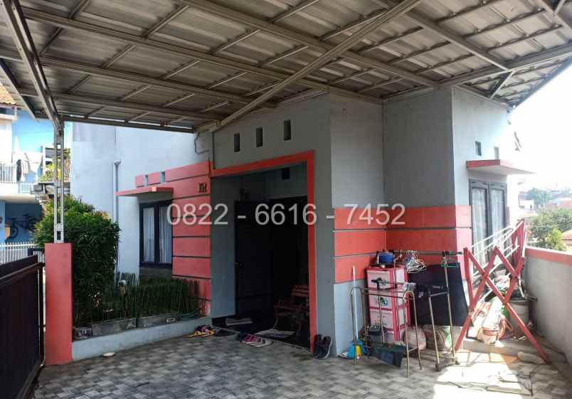 rumah sariwangi ling asri nyaman 15 menit tol pasteur