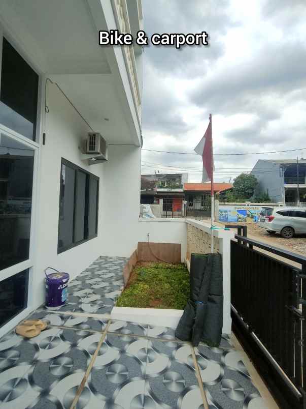 rumah second pondok kelapa full furnished nego