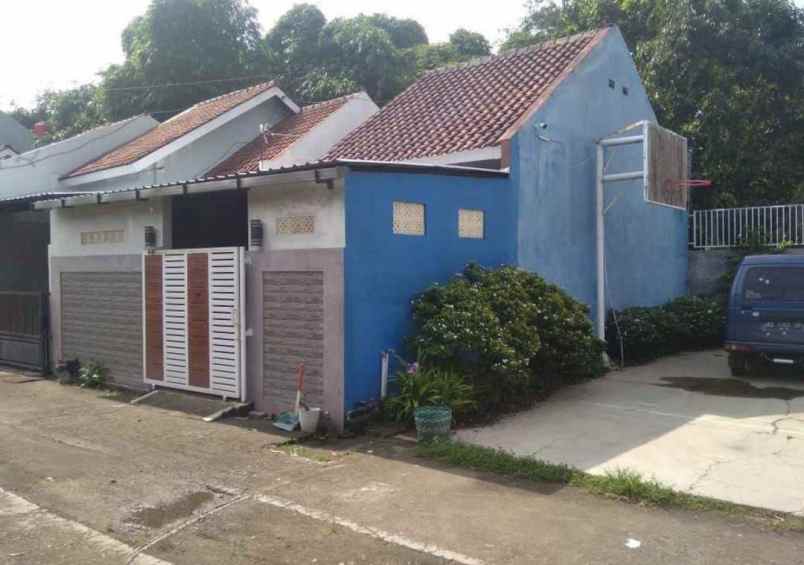 rumah second siap huni di ngasem colomadu karanganyar